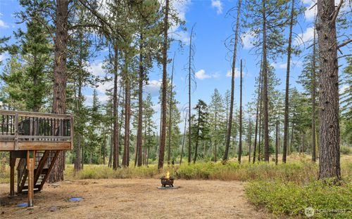 371 Eastgate Dr, Cle Elum, WA, 98922-8606 | Card Image