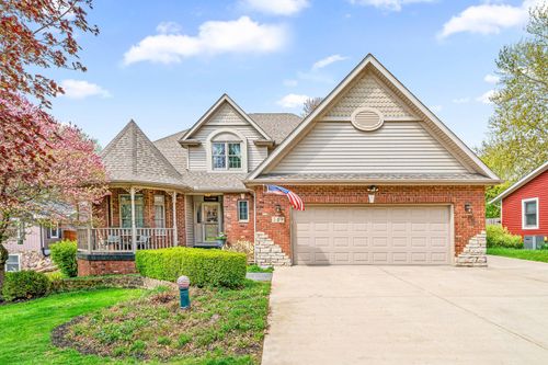 549 Beachview Dr, Somonauk, IL, 60552-9658 | Card Image