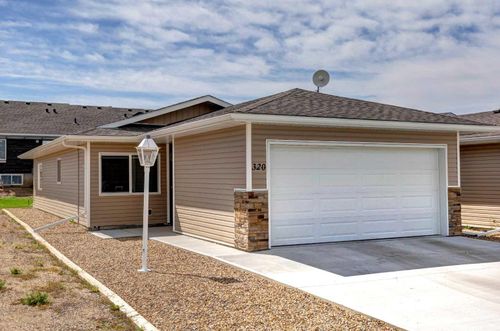320 Whispering Way, Vulcan, AB, T0L2B0 | Card Image