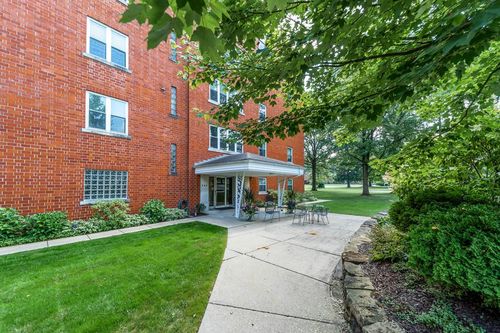 545 Stewart Ln, Mansfield, OH, 44907-1564 | Card Image