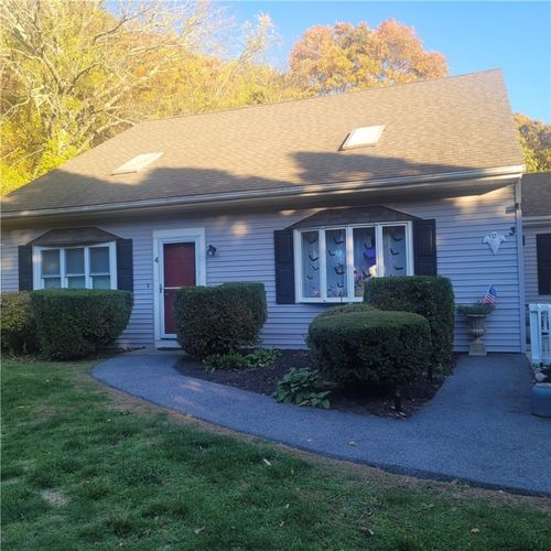 220 Shady Lea Rd, North Kingstown, RI, 02852-7022 | Card Image