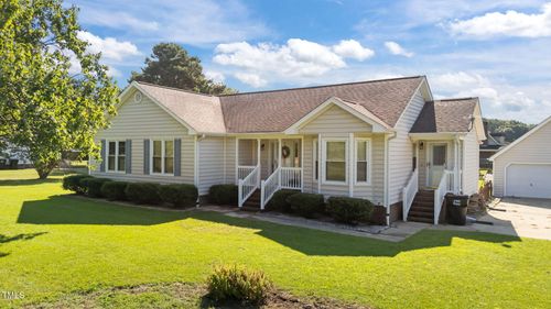 597 Corbett Rd, Clayton, NC, 27520-6430 | Card Image