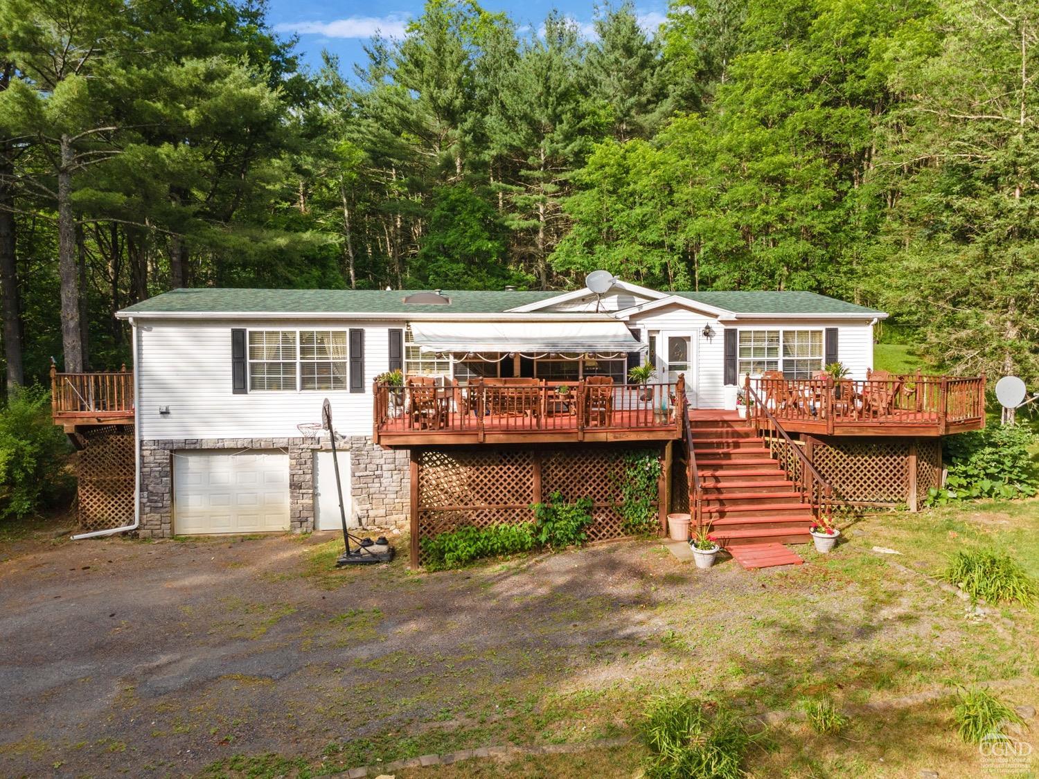 Taibbi Rd, Gilboa, NY 12076