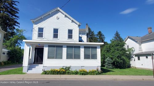 102 2nd St, Athens, NY, 12015-1023 | Card Image