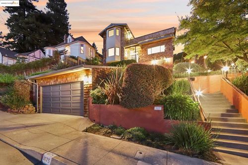 1075 Spruce St, Berkeley, CA, 94707-2627 | Card Image