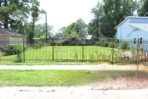 6310 Hartwick Rd, Houston, TX, 77016-1319 | Card Image