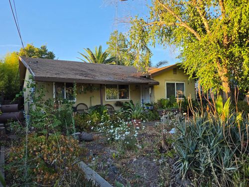 977 Alamos Avenue, Sacramento, CA, 95815 | Card Image