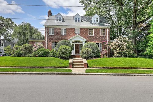 160 Slater Ave, Providence, RI, 02906-5716 | Card Image