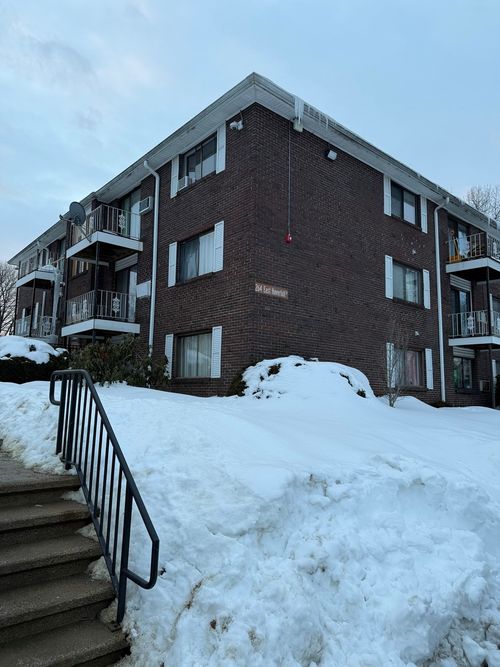 2-264 E Haverhill St, Lawrence, MA, 01841-1481 | Card Image