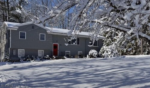 52 Valleyview Rd, Warren, NJ, 07059-5424 | Card Image