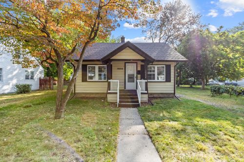 19264 Houghton St, Detroit, MI, 48219-1870 | Card Image