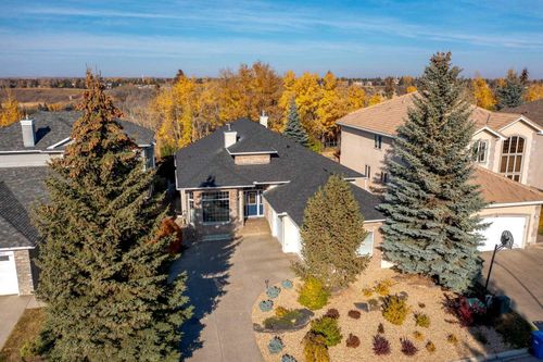 1656 Evergreen Hill Sw, Calgary, AB, T2Y3B6 | Card Image