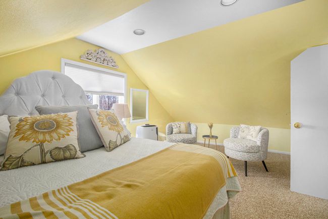Upstairs bedroom | Image 17
