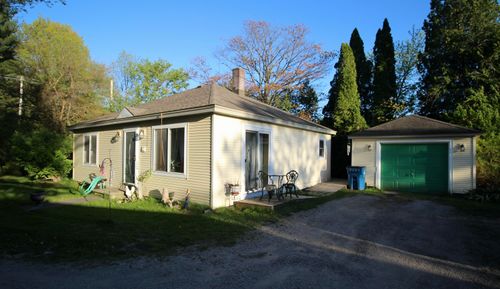 17823 168th, Spring Lake, MI, 49456 | Card Image