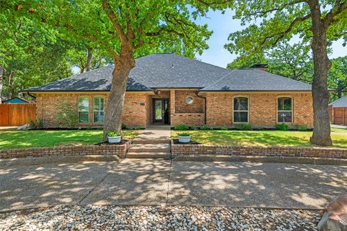 1022 Chasemore Drive, Mansfield, TX, 76063 | Card Image