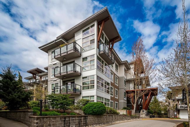 224 - 6688 120 Street, Condo with 1 bedrooms, 1 bathrooms and 1 parking in Surrey BC | Image 2