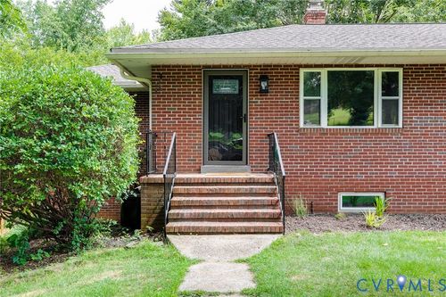 6315 Shadybrook Ln, Richmond, VA, 23224-2609 | Card Image