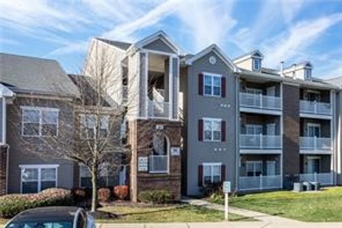 409 Stockton Rdg, Cranberry Twp, PA, 16066-2262 | Card Image