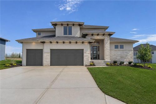 22017 W 99th Ter, Lenexa, KS, 66220 | Card Image