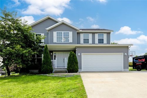 723 Apple Blossom Ln, Orrville, OH, 44667-1103 | Card Image