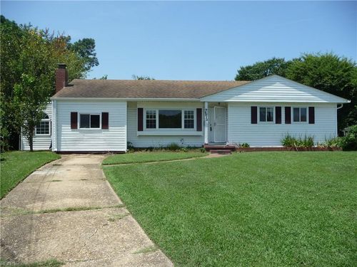 2201 Halprin Ct, Norfolk, VA, 23518-2111 | Card Image