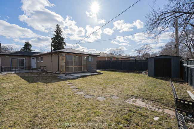 72 Brookland Dr, House other with 5 bedrooms, 4 bathrooms and 4 parking in Brampton ON | Image 38