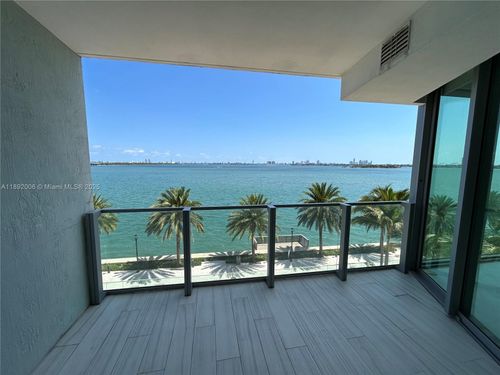 unit-306-2900 Ne 7th Ave, Miami, FL, 33137-4393 | Card Image