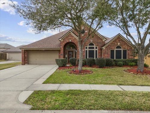 629 Pelican Harbour Dr, Texas City, TX, 77590-2001 | Card Image