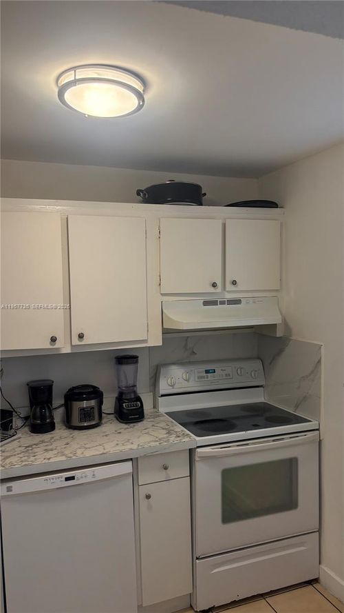 apt-132-17255 Sw 95th Ave, Palmetto Bay, FL, 33157-4461 | Card Image