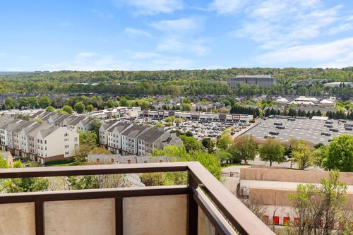 apt-1003-250 S Reynolds St, ALEXANDRIA, VA, 22304-4423 | Card Image