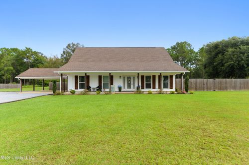 23117 Hinton Rd, Lucedale, MS, 39452-6942 | Card Image