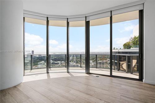 apt-4706-45 Sw 9th St, Miami, FL, 33130-3989 | Card Image