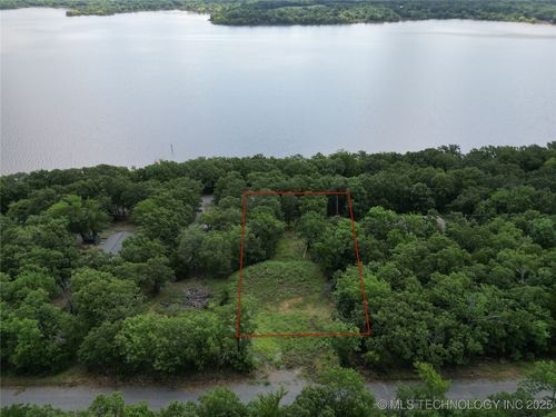 000 Mountain View Dr, McAlester, OK, 74501 | Card Image