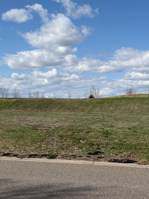 5336 Tee To Green St, Saint Cloud, MN, 56304-4653 | Card Image