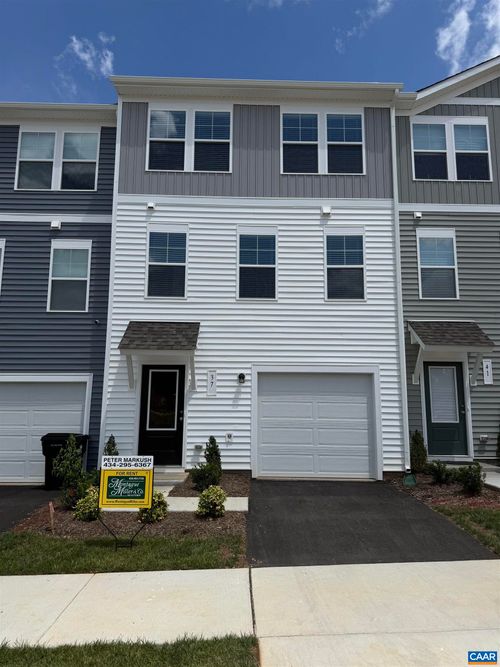 37 Laurin St, Charlottesville, VA, 22902-6943 | Card Image