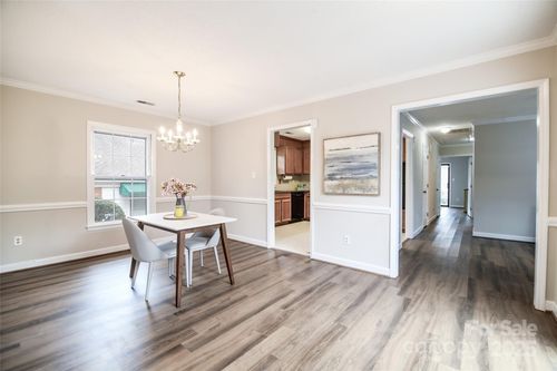 2521 Quail Lake Dr, Charlotte, NC, 28210-5116 | Card Image