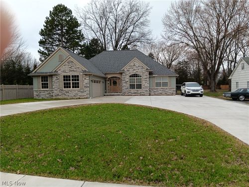 2366 Bradley Road, Westlake, OH, 44145 | Card Image