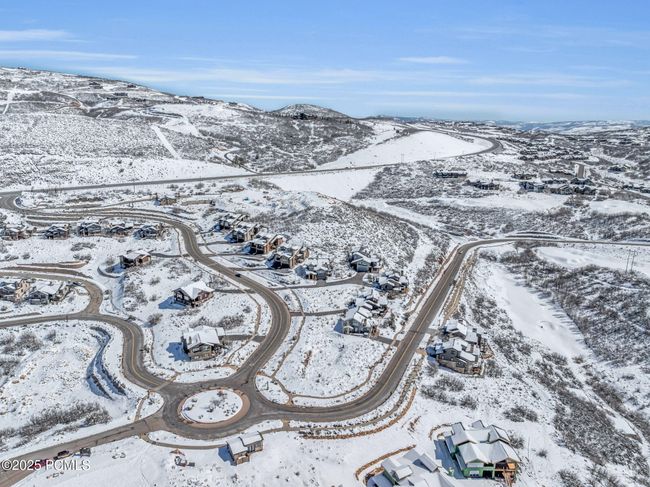 10740 N Hideout Trl, Home with 5 bedrooms, 5 bathrooms and null parking in Hideout UT | Image 7