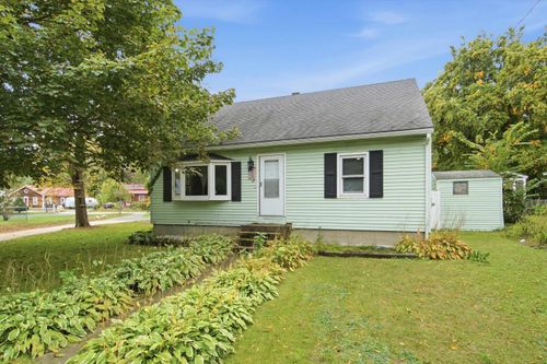 88 Dunbar St, Manchester, NH, 03103-7353 | Card Image
