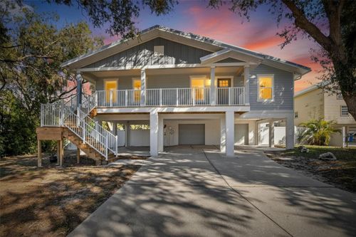 9402 Oak St, RIVERVIEW, FL, 33578-4876 | Card Image