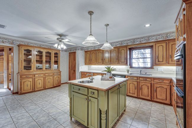 Welcome to the HEART of this home! | Image 6
