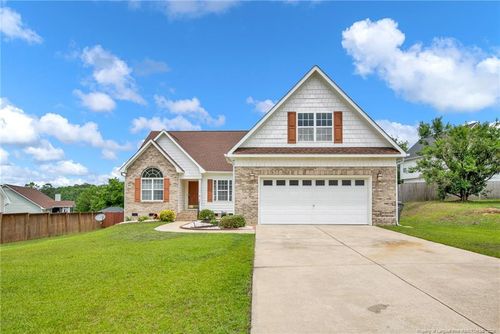 5533 Shady Pine Court, Hope Mills, NC, 28348 | Card Image