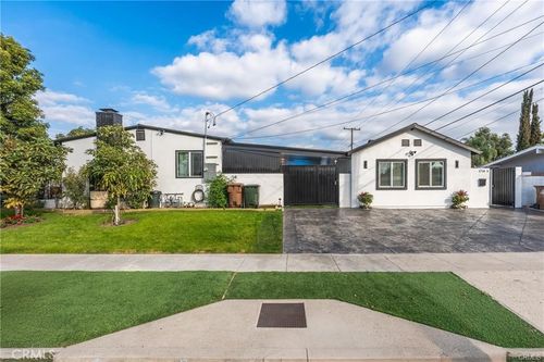 1714 W Ash Ave, Fullerton, CA, 92833-3813 | Card Image
