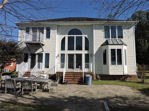 4498 Hermitage Ln, Gloucester, VA, 23061-3527 | Card Image