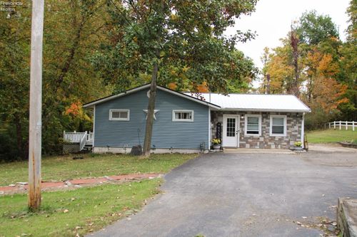 253 Portage Path, Willard, OH, 44890-9689 | Card Image