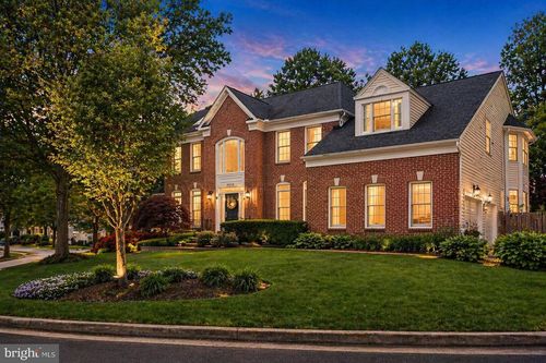 9315 Hallston Ct, FAIRFAX STATION, VA, 22039-3150 | Card Image