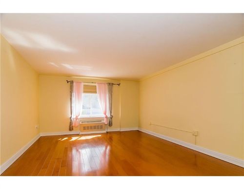 1b-3171 Whitney Ave, Brooklyn, NY, 11229-5900 | Card Image