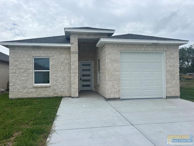 2605 Haverford Blvd, House other with 3 bedrooms, 2 bathrooms and 1 parking in Harlingen TX | Image 12