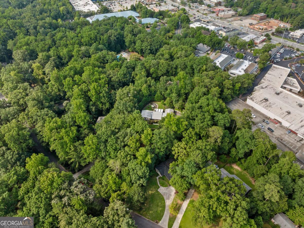 Residential in Sandy Springs 5