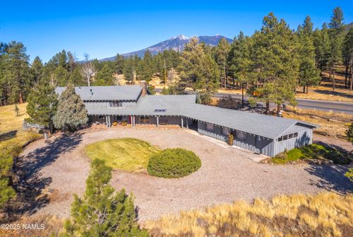 3005 N Fort Valley Rd, Flagstaff, AZ, 86001-8355 | Card Image
